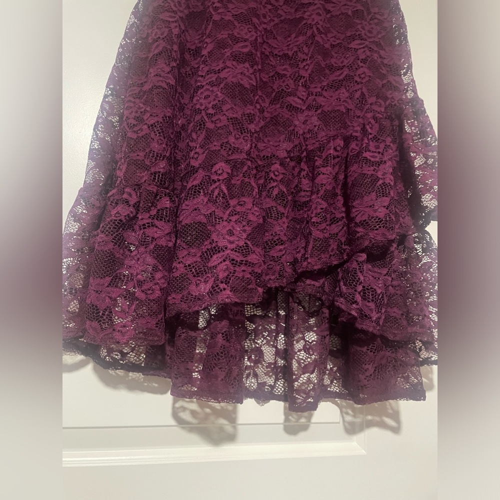 Women's High-Low Lace Skirt in Deep Plum